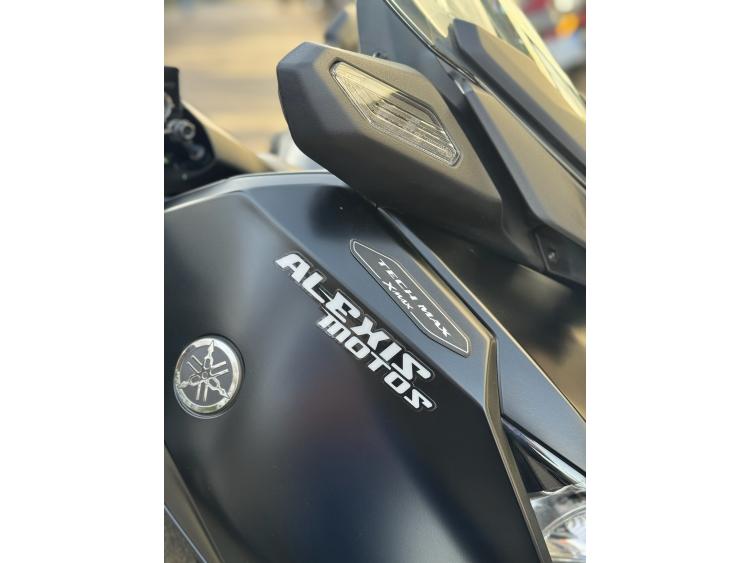 YAMAHA XMAX 125