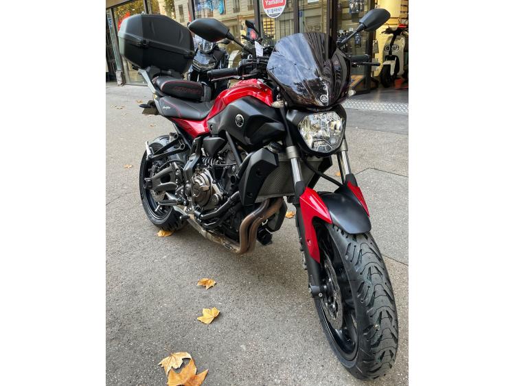 YAMAHA MT-07