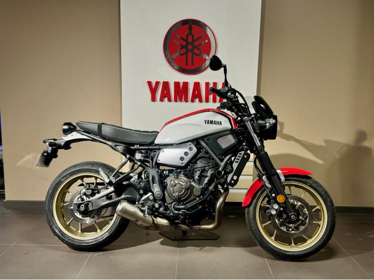 YAMAHA XSR 700 ABS 