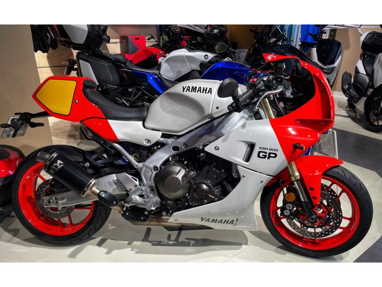 YAMAHA XSR 900 GP
