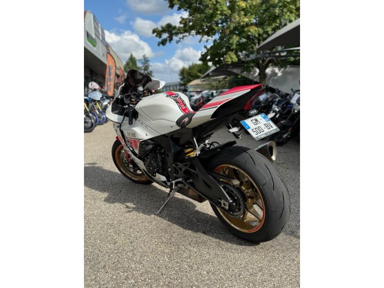 YAMAHA YZF 1000 R1 60TH