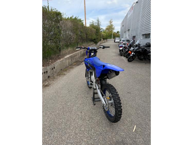 YAMAHA YZ 125